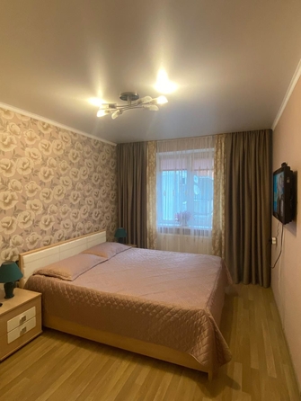 
   Продам 2-комнатную, 55 м², Михайлова ул, 8

. Фото 4.