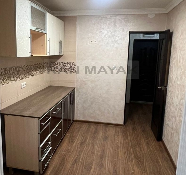 
   Продам 1-комнатную, 33.2 м², Юбилейная ул, 2А

. Фото 3.