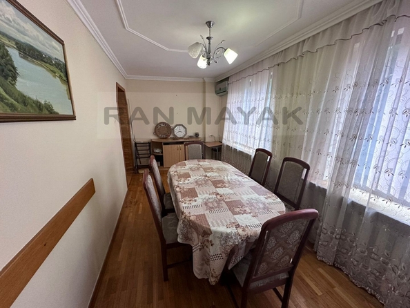 
   Продам 3-комнатную, 74 м², Ленина ул, 23

. Фото 10.