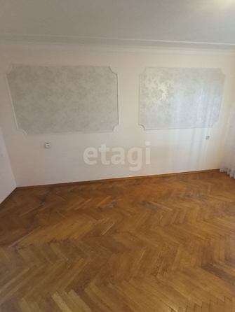 
   Продам 3-комнатную, 61.2 м², Чкалова ул, 78

. Фото 2.