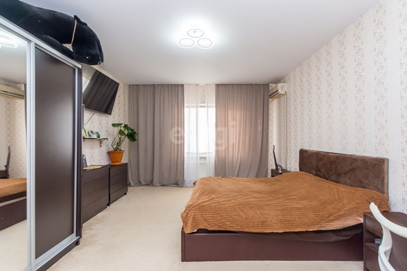 
   Продам 2-комнатную, 62 м², Кобцевой Н.С. ул, 1к4

. Фото 6.