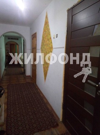 
   Продам 4-комнатную, 87 м², Бытха ул, 42

. Фото 2.