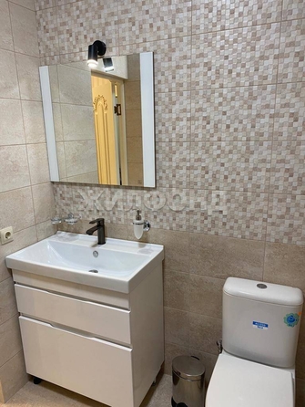 
   Продам 2-комнатную, 45.7 м², Молокова ул, 1

. Фото 7.