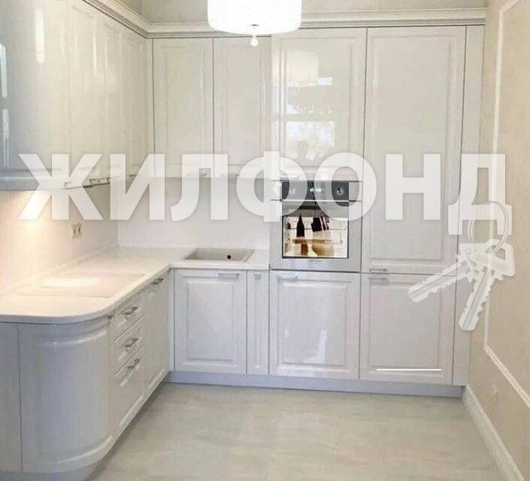 
   Продам 1-комнатную, 45 м², Разина пер, 17

. Фото 1.