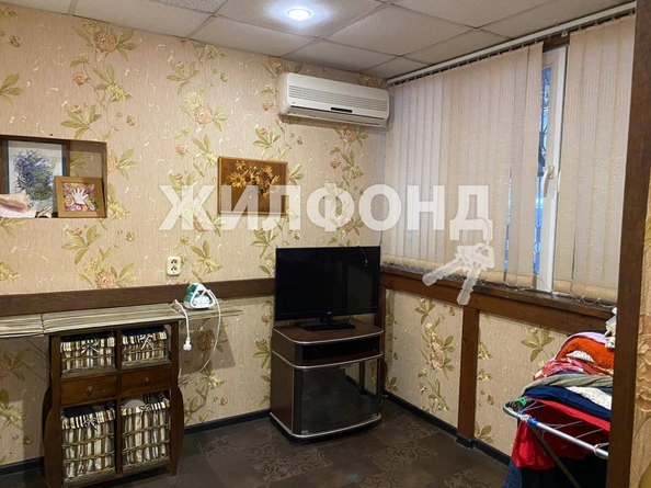 
   Продам 3-комнатную, 64 м², Комсомольская ул, 11

. Фото 6.