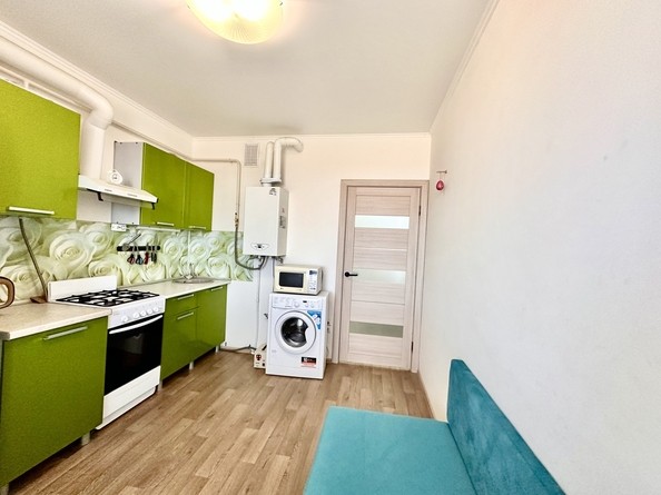 
   Продам 1-комнатную, 33 м², Ленина ул, 180Ак13

. Фото 2.