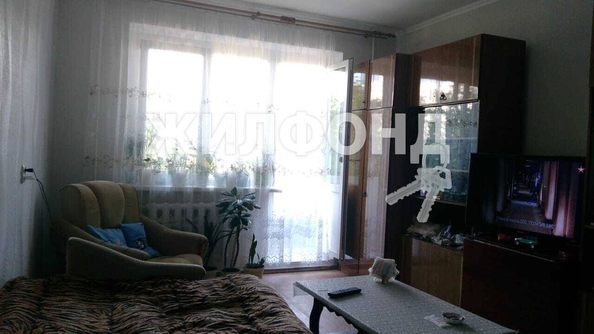 
   Продам 1-комнатную, 40 м², А.Макарова ул, 41

. Фото 3.