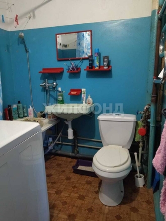 
   Продам 1-комнатную, 40 м², А.Макарова ул, 41

. Фото 4.