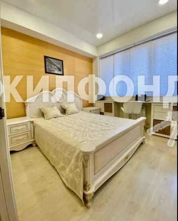 
   Продам 2-комнатную, 54 м², Целинная (Центральный р-н) ул, 15/13

. Фото 3.