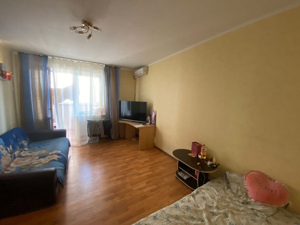 
   Продам 1-комнатную, 48 м², Тюляева ул, 4/1

. Фото 2.