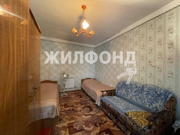 
   Продам 3-комнатную, 50.3 м², Сигнальный кв-л, 3

. Фото 3.