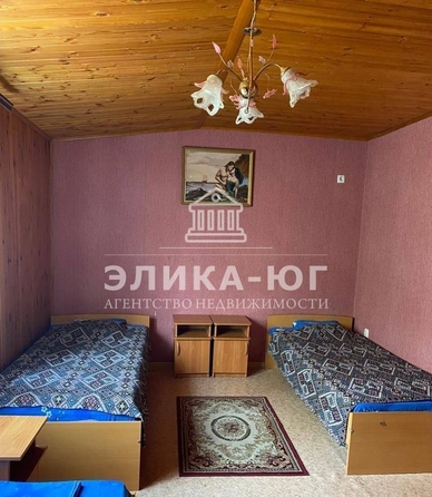 
   Продам таунхаус, 160 м², Новомихайловский

. Фото 13.