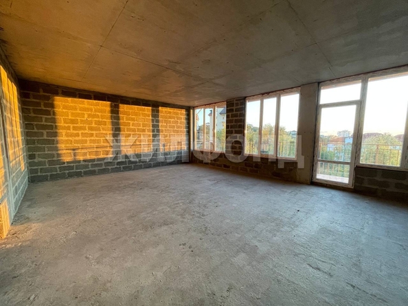 
   Продам студию, 36 м², Виноградная ул, 198/28

. Фото 3.