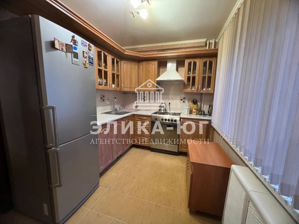 
   Продам 3-комнатную, 65 м², 2-й мкр

. Фото 11.