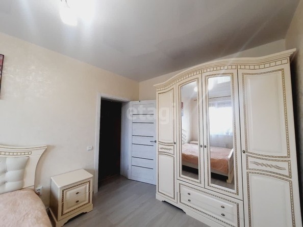 
   Продам 2-комнатную, 37.8 м², Тургенева ул, 33/3  22

. Фото 3.