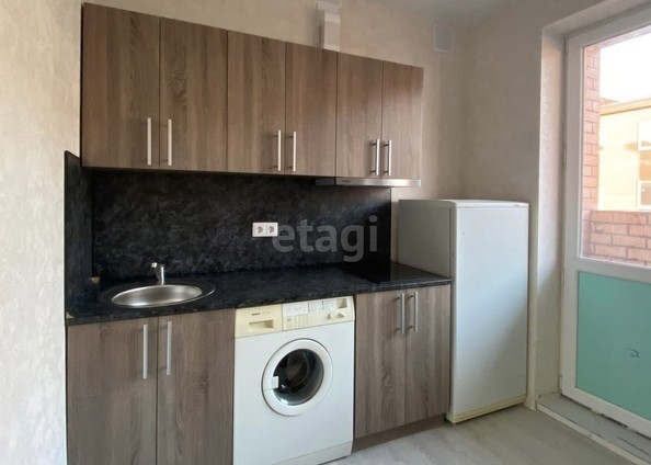 
   Продам 1-комнатную, 24.8 м², Тургенева ул, 33/2  23

. Фото 5.