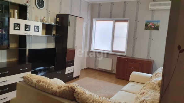 
   Продам 2-комнатную, 54.4 м², Тургенева ул, 3а/12

. Фото 2.