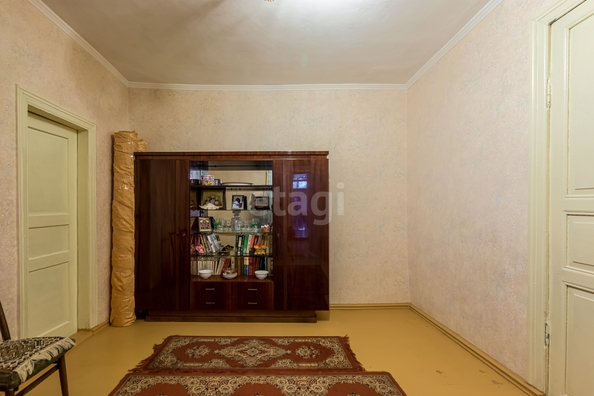 
   Продам 4-комнатную, 55.7 м², Ставропольская ул, 39/1

. Фото 8.
