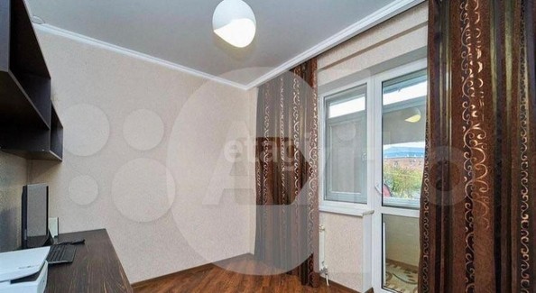 
   Продам 2-комнатную, 50.6 м², Днепровская ул, 1

. Фото 7.