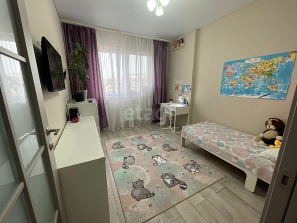 
   Продам 3-комнатную, 60 м², Командорская ул, 3/2

. Фото 8.