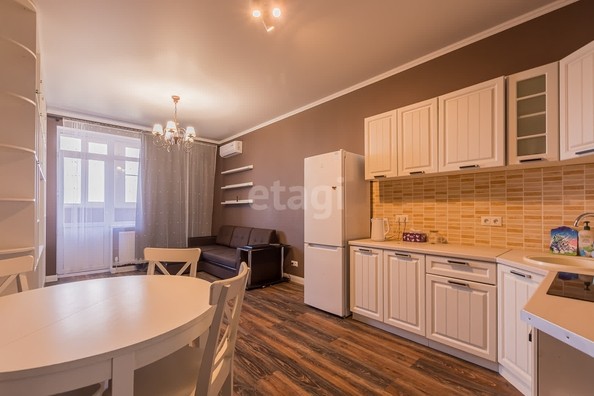 
   Продам 2-комнатную, 78.8 м², Шоссе Нефтяников ул, 22/1

. Фото 1.