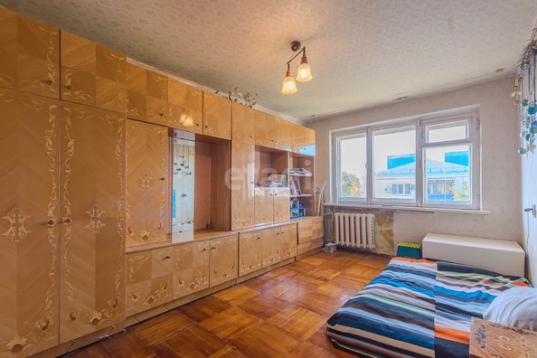 
   Продам 2-комнатную, 39.6 м², Новороссийская ул, 180

. Фото 1.