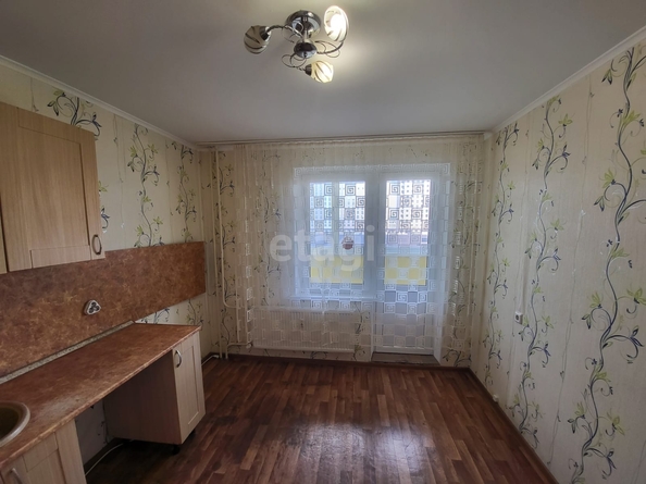 
   Продам 2-комнатную, 54.1 м², Зиповская ул, 48

. Фото 6.