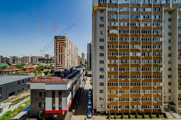 
   Продам 1-комнатную, 41 м², Домбайская ул, 10

. Фото 19.