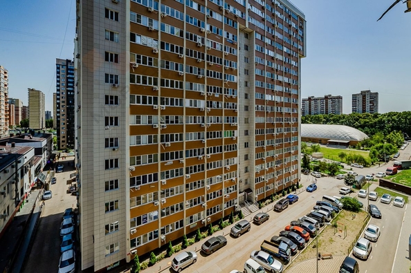 
   Продам 1-комнатную, 41 м², Домбайская ул, 10

. Фото 20.