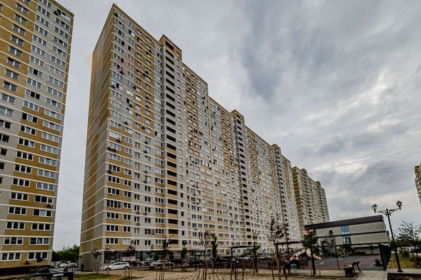 
   Продам 2-комнатную, 61.8 м², Заполярная ул, 39к6

. Фото 22.