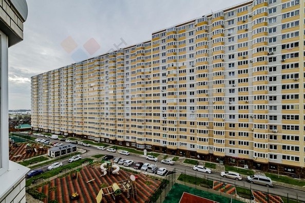 
   Продам 2-комнатную, 52.6 м², Красных Партизан ул, 1/4к16

. Фото 20.