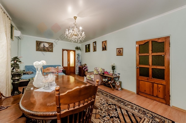 
   Продам дом, 300 м², Краснодар

. Фото 37.