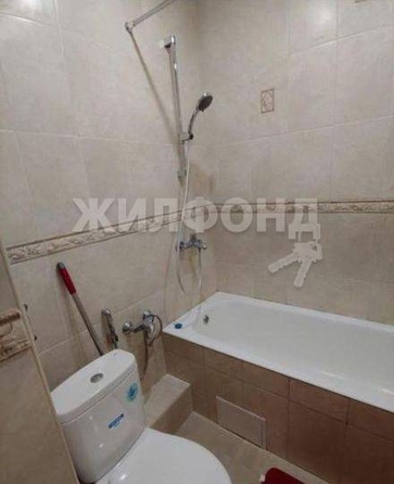 
   Продам 1-комнатную, 38 м², Транспортная (Центральный р-н) ул, 78/30

. Фото 3.