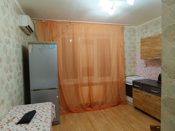 
   Продам 2-комнатную, 54 м², Академика Лукьяненко П.П. ул, 8

. Фото 9.