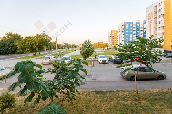 
   Продам 2-комнатную, 53 м², Войсковая ул, 4 корп. 6

. Фото 9.