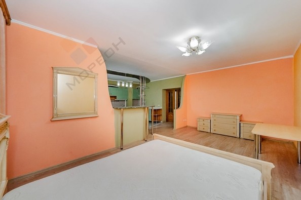 
   Продам 2-комнатную, 73.34 м², Чекистов пр-кт, 1

. Фото 10.