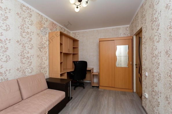 
   Продам 2-комнатную, 53.9 м², Московская ул, 129

. Фото 2.