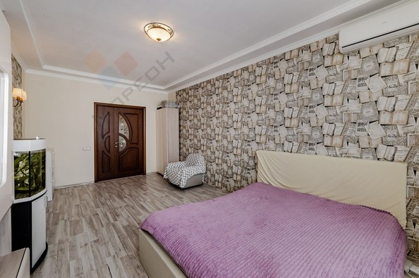 
   Продам 2-комнатную, 65.1 м², Сормовская ул, 204/7

. Фото 3.