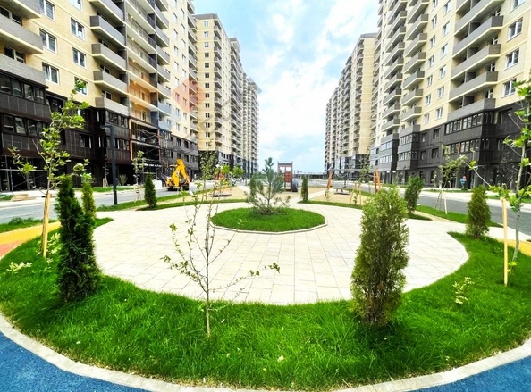 
   Продам 1-комнатную, 38.3 м², Героя Ростовского ул, 8к3

. Фото 2.