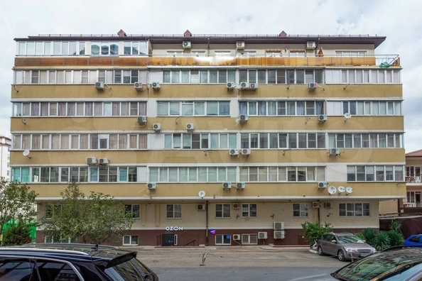 
   Продам 1-комнатную, 53 м², Черноморская ул, д 4

. Фото 3.