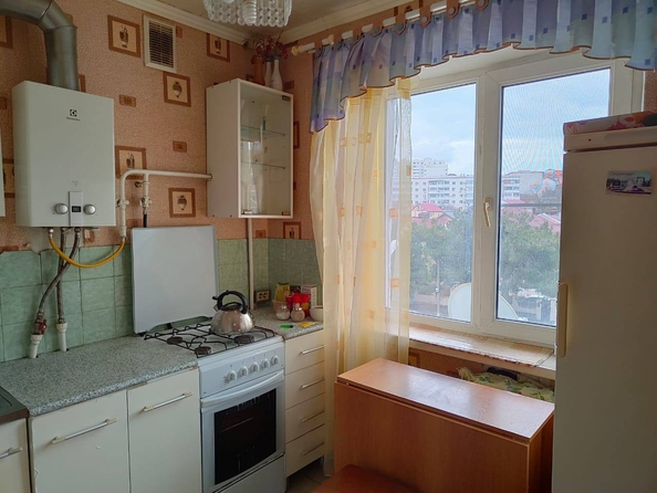 
   Продам 1-комнатную, 31 м², Гринченко ул, д 37

. Фото 1.