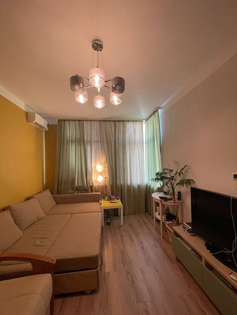 
   Продам 2-комнатную, 90 м², Цветочная ул, д 34

. Фото 5.