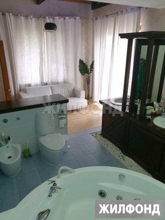 
   Продам дом, 365 м², Сочи

. Фото 10.