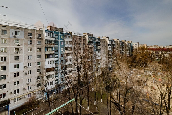 
   Продам 4-комнатную, 80 м², Игнатова ул, 67

. Фото 23.