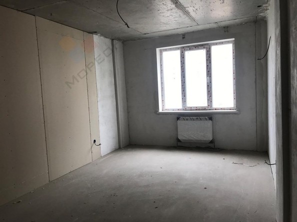 
   Продам 2-комнатную, 64.2 м², Сормовская ул, 208/2

. Фото 4.