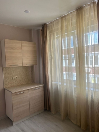 
   Продам 1-комнатную, 37 м², Крылова ул, 113

. Фото 2.