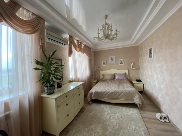 
   Продам 3-комнатную, 96 м², Стахановская ул, 19к5

. Фото 16.