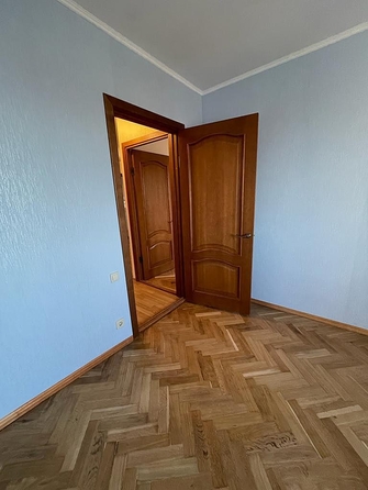 
   Продам 3-комнатную, 65 м², Астраханская ул, 33

. Фото 2.