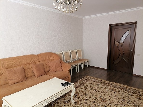 
   Продам 4-комнатную, 130 м², Омелькова ул, 20к5

. Фото 2.