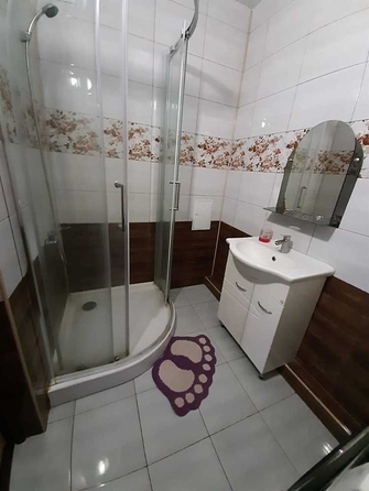 
   Продам 2-комнатную, 74 м², Кирова ул, 1

. Фото 5.